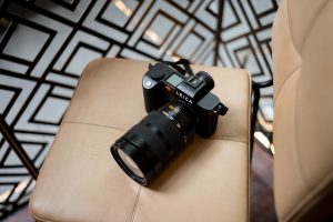 Life without mirrors — Leica SL2